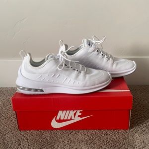 Wmns Air Max Axis | White |